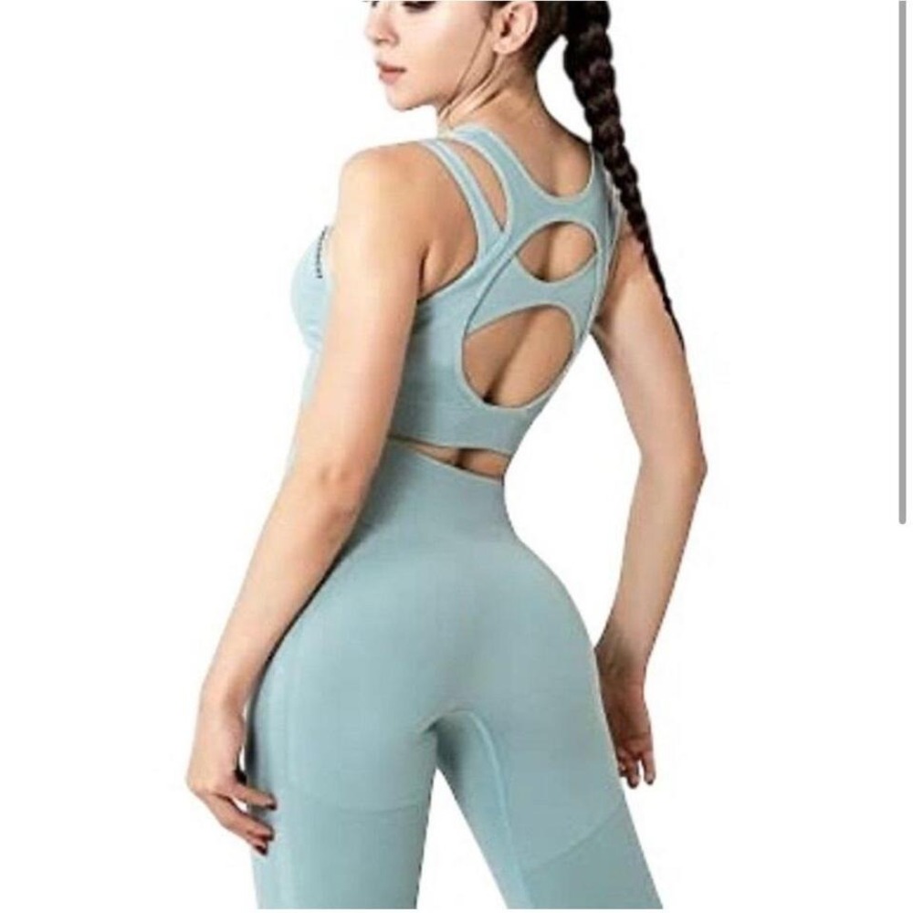 FRESOUGHT Women's 2 Piece‎ Seamless Workout Set Green Size M Activewear